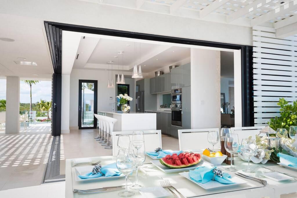 Triton Luxury Villa Providenciales Εξωτερικό φωτογραφία